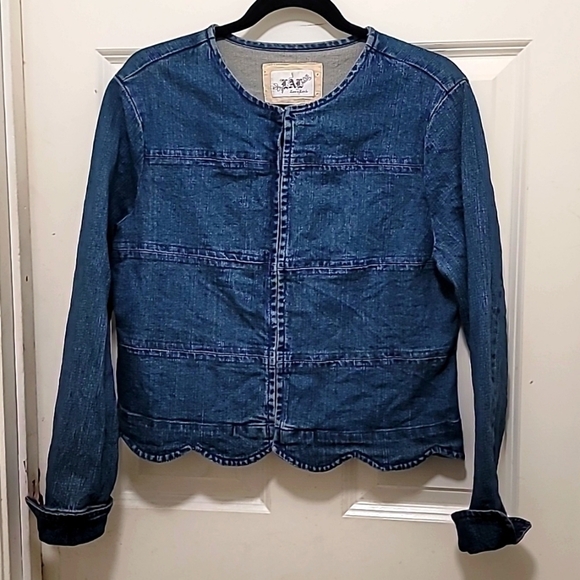 LIVE A LITTLE MEDIUM PIECED STRETCH JEAN JACKET BLUE DENIM CUFFED SLEEVE - Picture 2 of 9